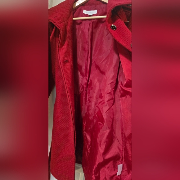 NEW YORK & COMPANY Red Pea Coat - Picture 6 of 8